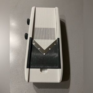 Mandolin slicer